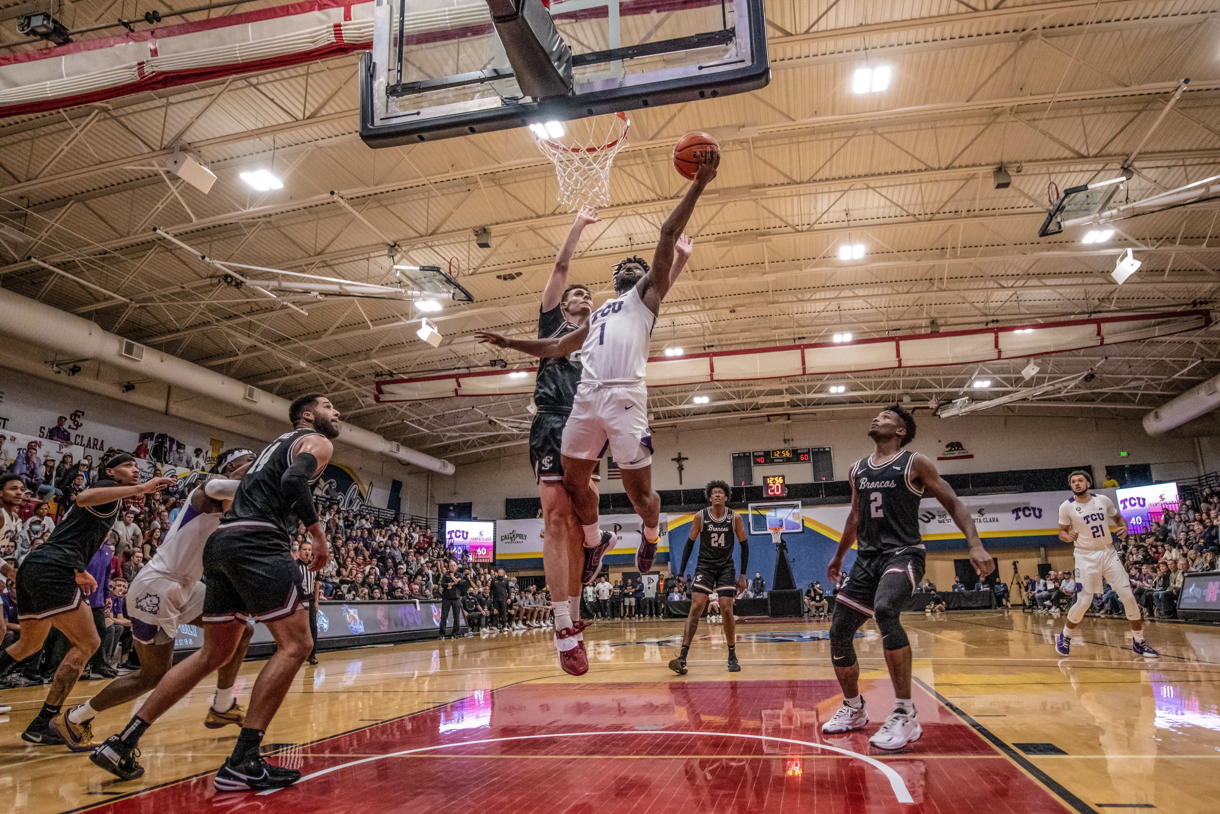Miles drives to the basket during TCU's run in the SoCal challenge in the opening weeks of their 2021-2022 season. (Photo courtesy of gofrogs.com)