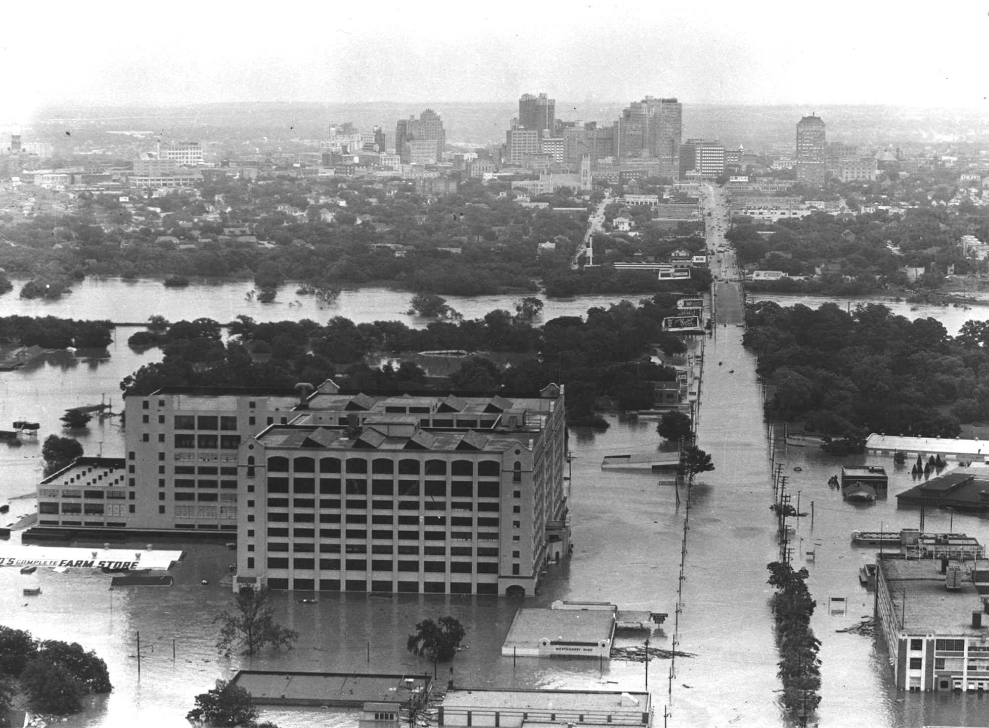 Flooding crippled the city in 1949